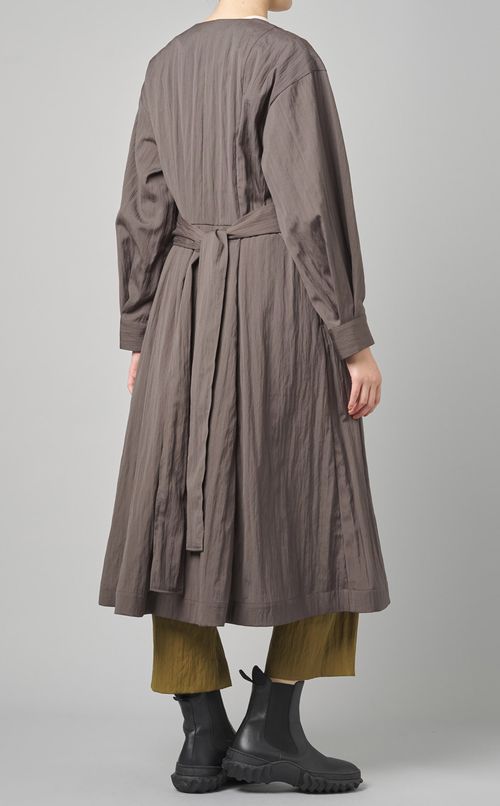 ノーカラーコート