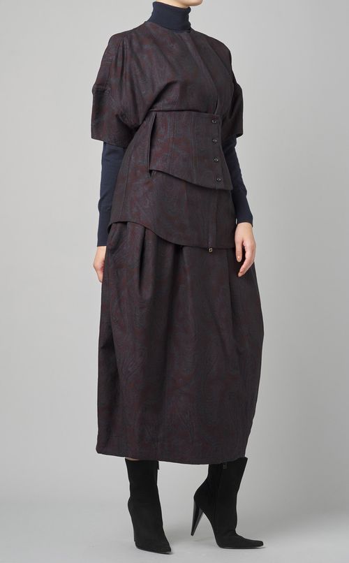 コクーンジャガードスカート