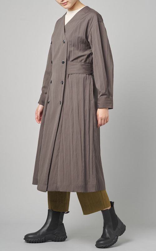 ノーカラーコート