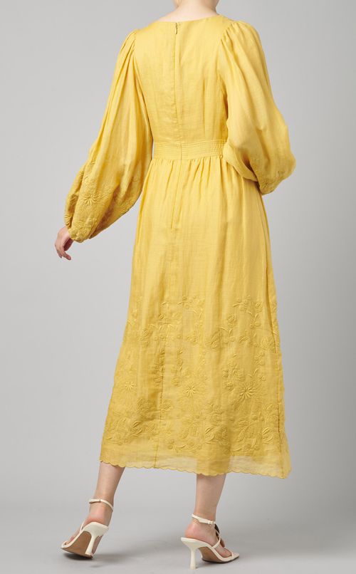 Vネックエンブロイダリーロングドレス