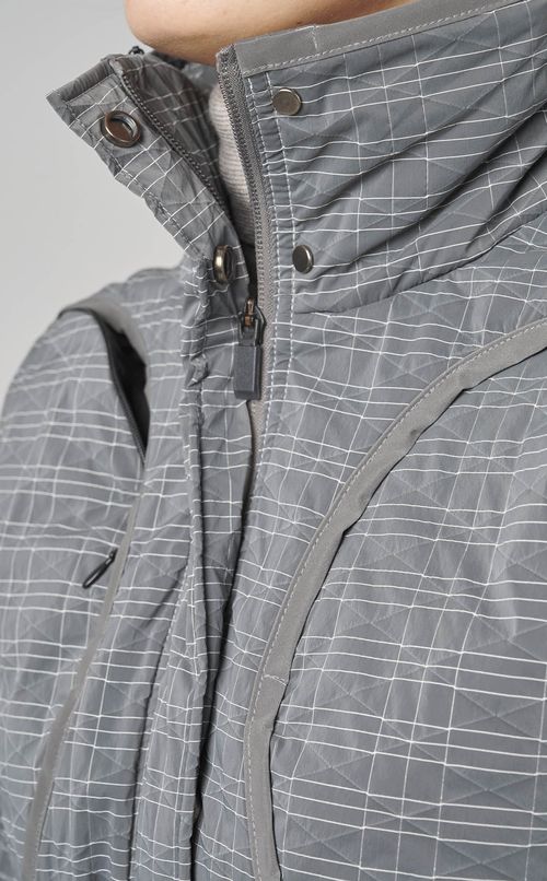 テックライナージャケット