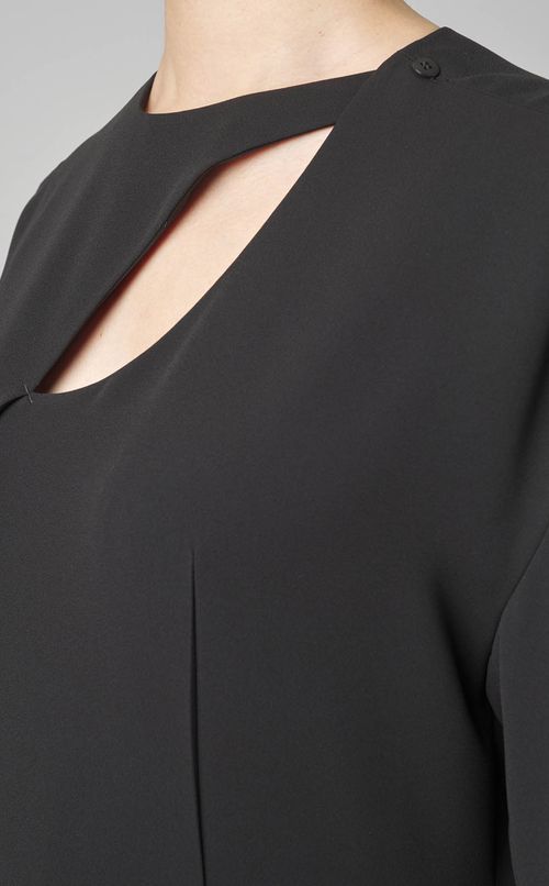 フロントカットデザインドレス