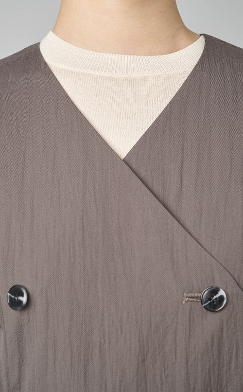 ノーカラーコート