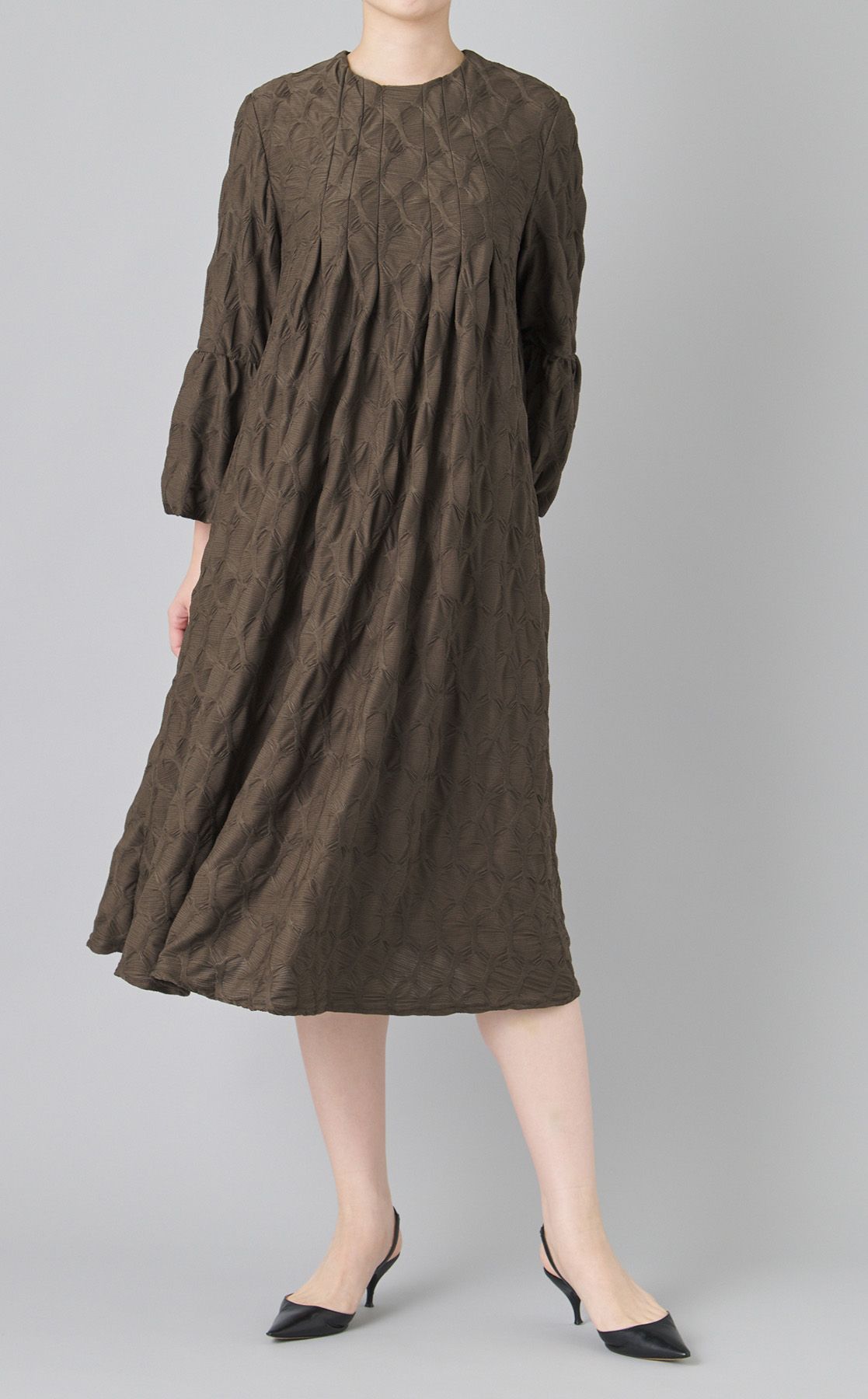 hue DAY TO EVENING(ヒュー・デイ・トゥ・イブニング)のレンタル