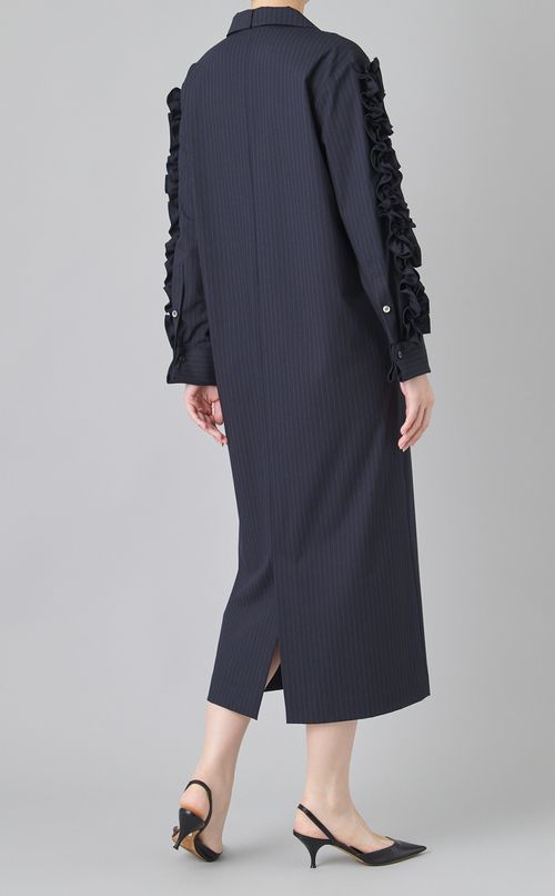 ピンストライプラッフルワンピース