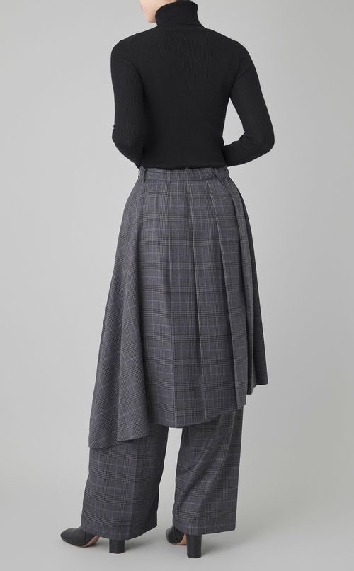 プリーツスカートレイヤードパンツ