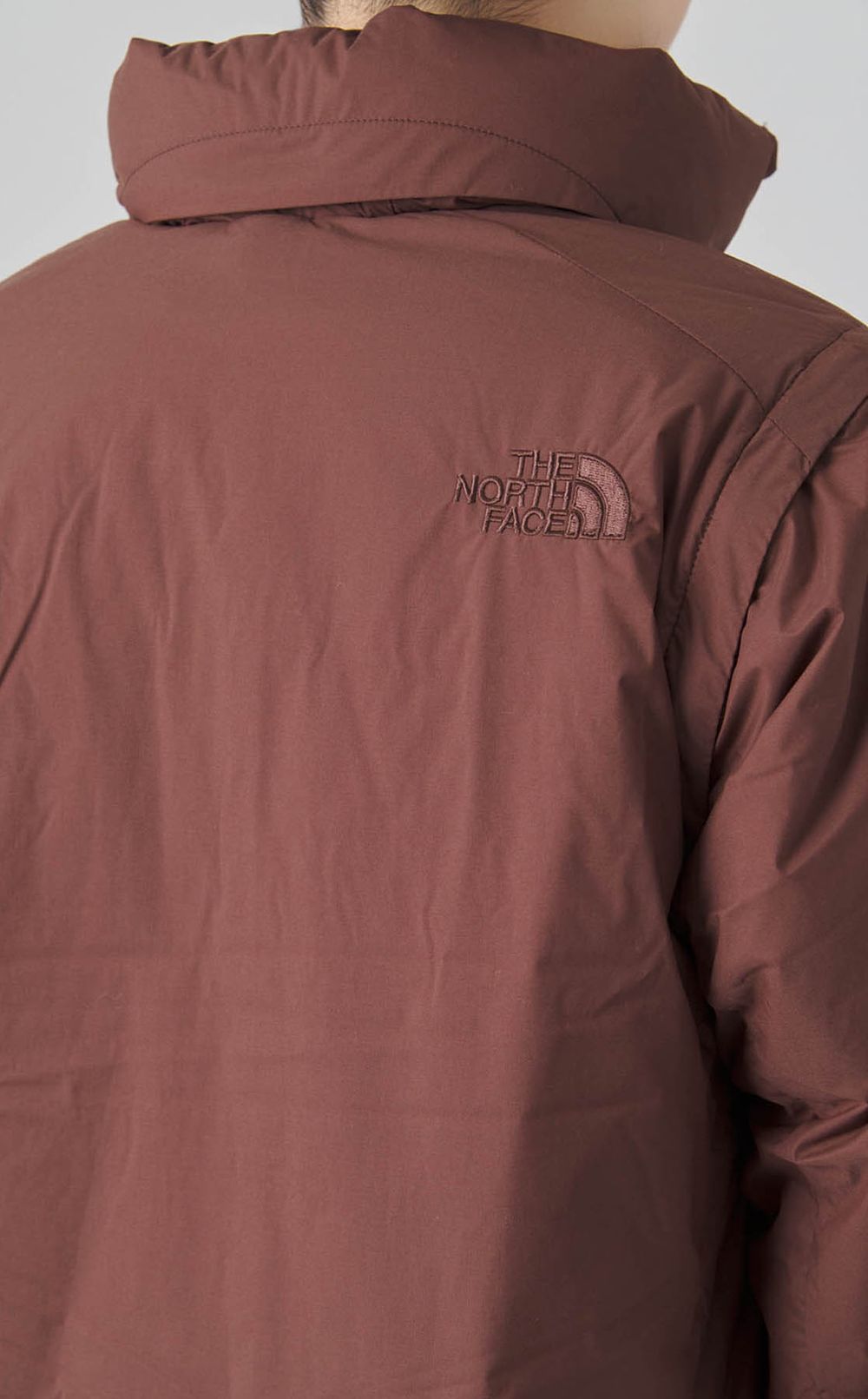 ジップインサニーヌックジャケット