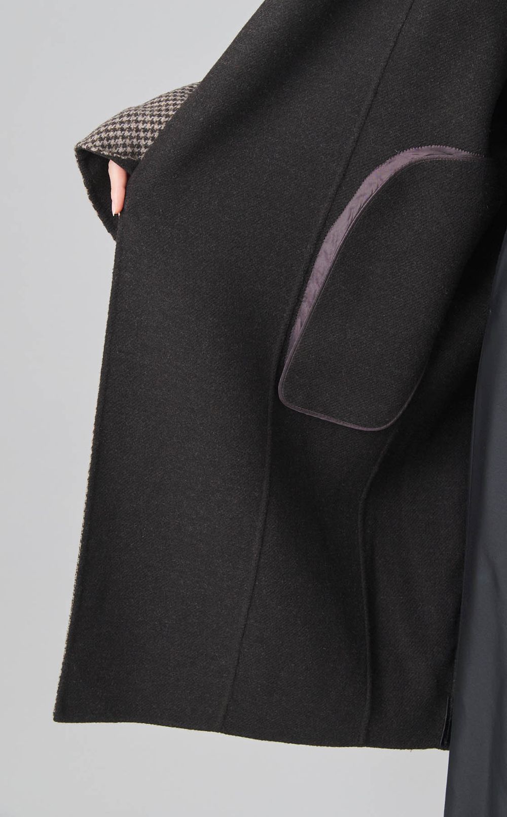 ショールカラーロングコート