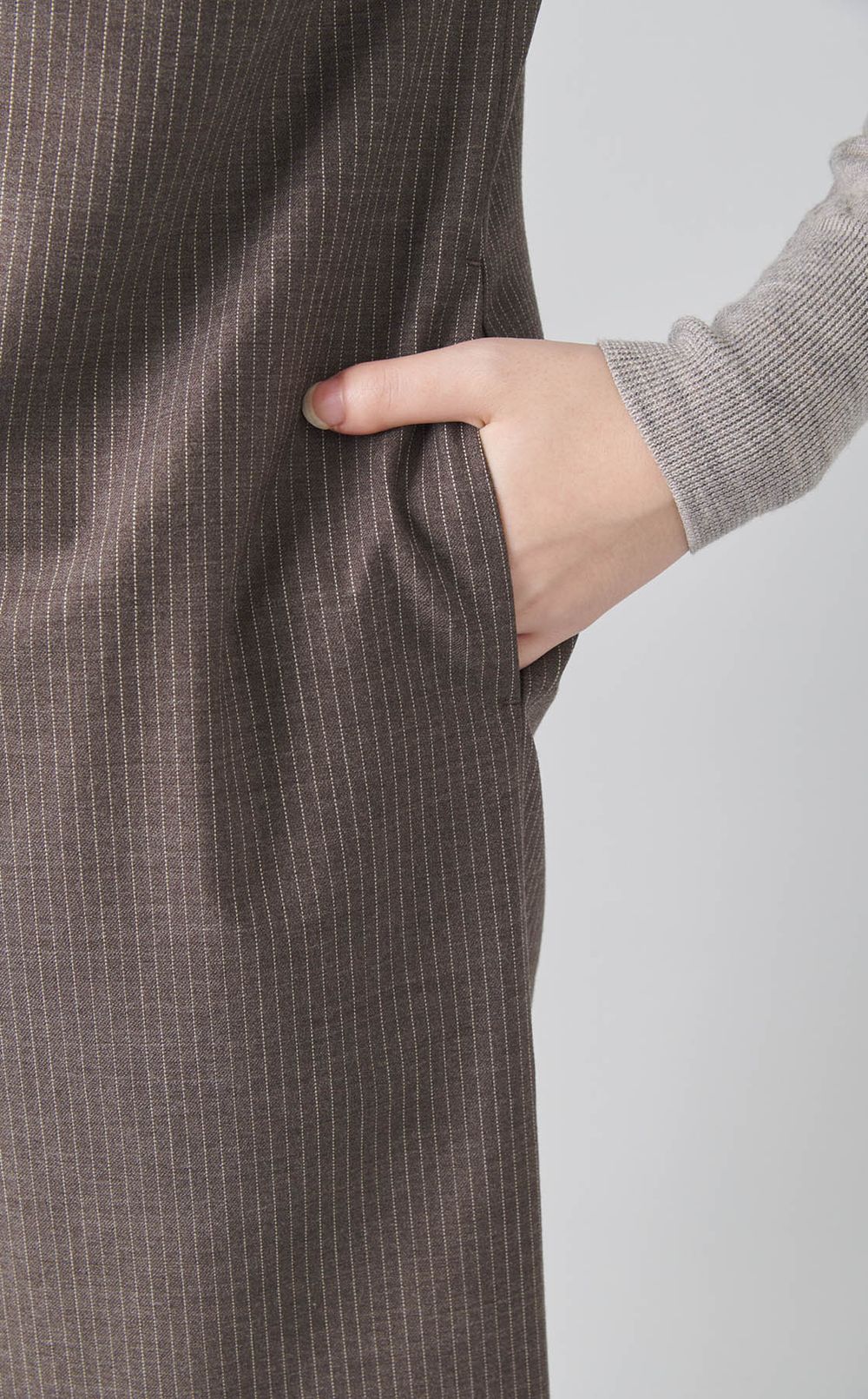 アシンメトリードレープワンピース