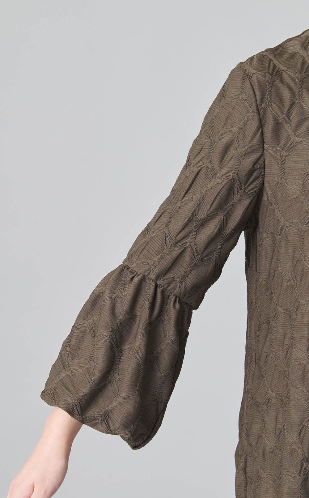 ジャガードバルーンスリーブドレス