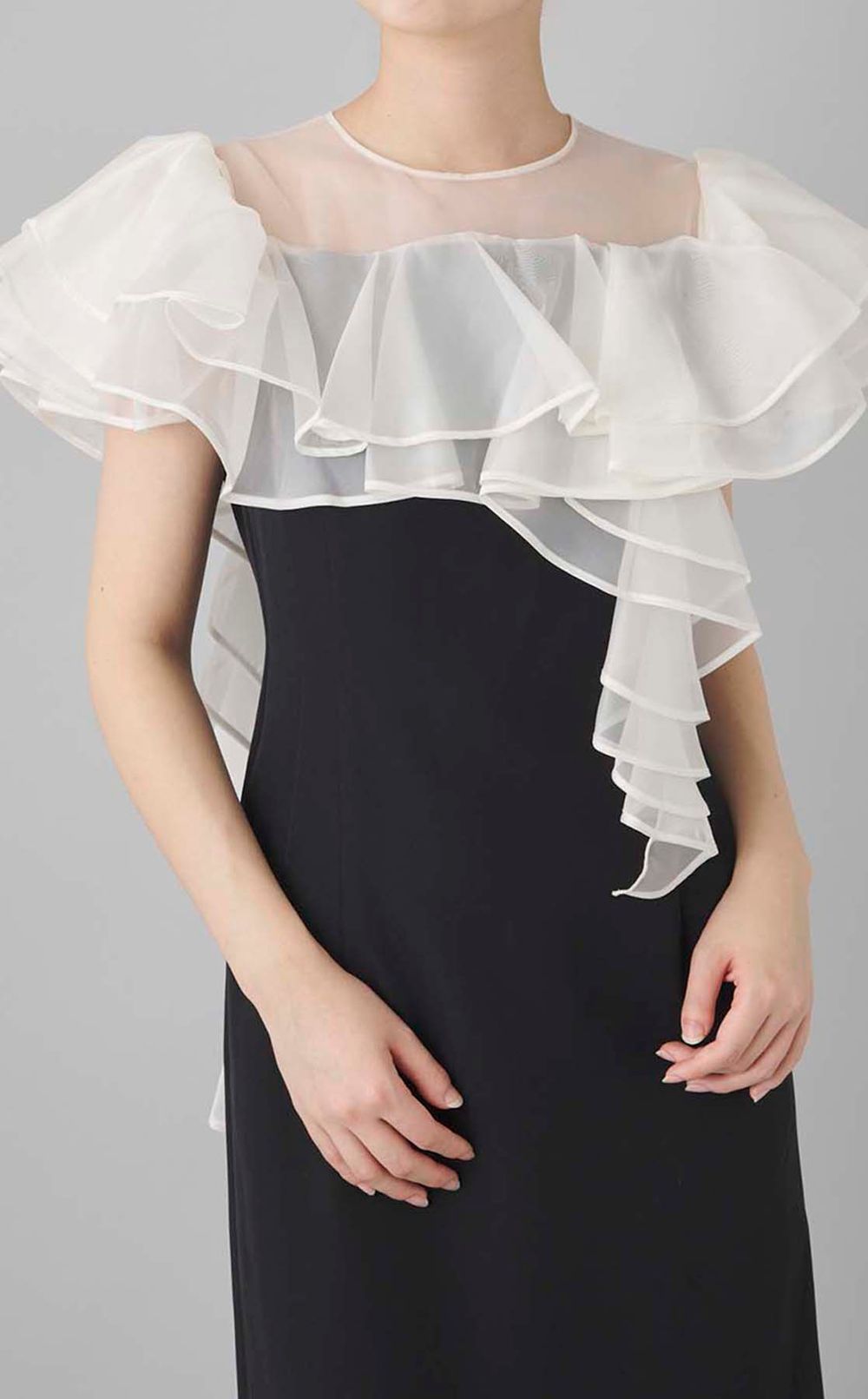 ラッフルフローワンピース