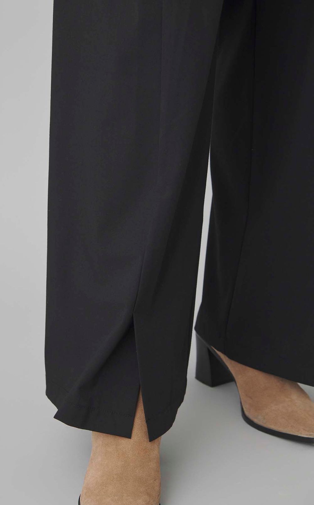 プリーツスカートレイヤードパンツ