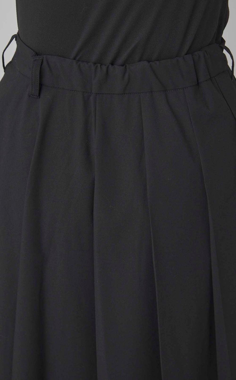 プリーツスカートレイヤードパンツ