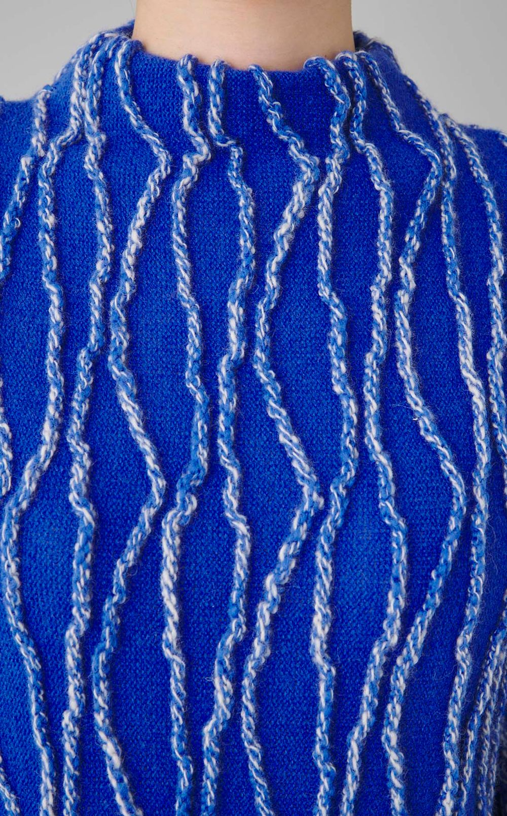 ランダムインレイストライプニット