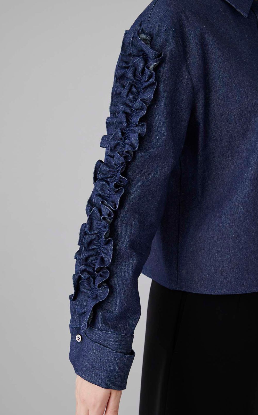 デニムラッフルスリーブシャツ