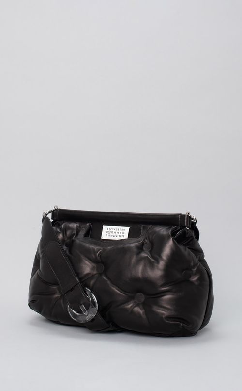 レザーミディアムキルティングバッグ