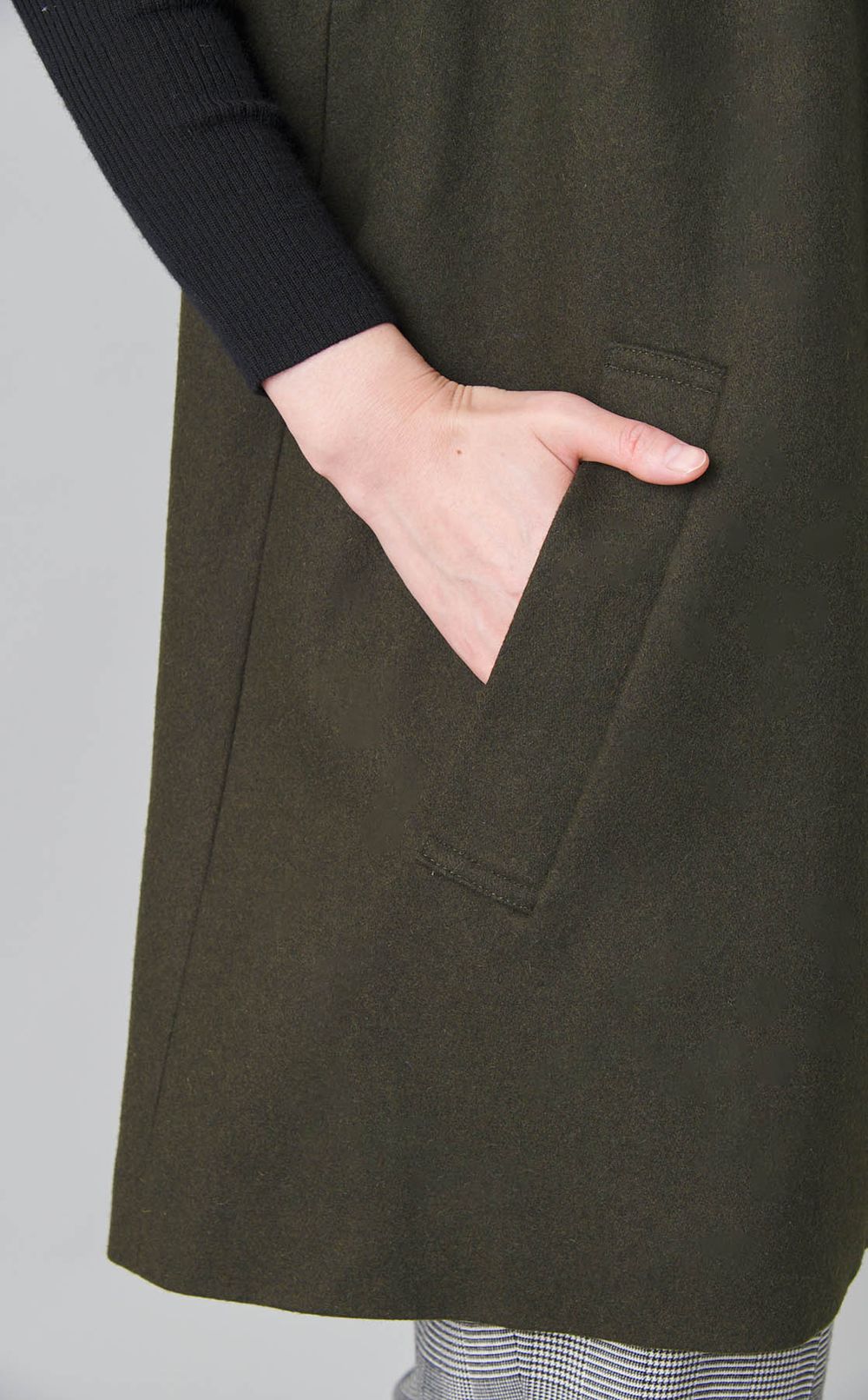 オーバーサイズスリーブレスコート