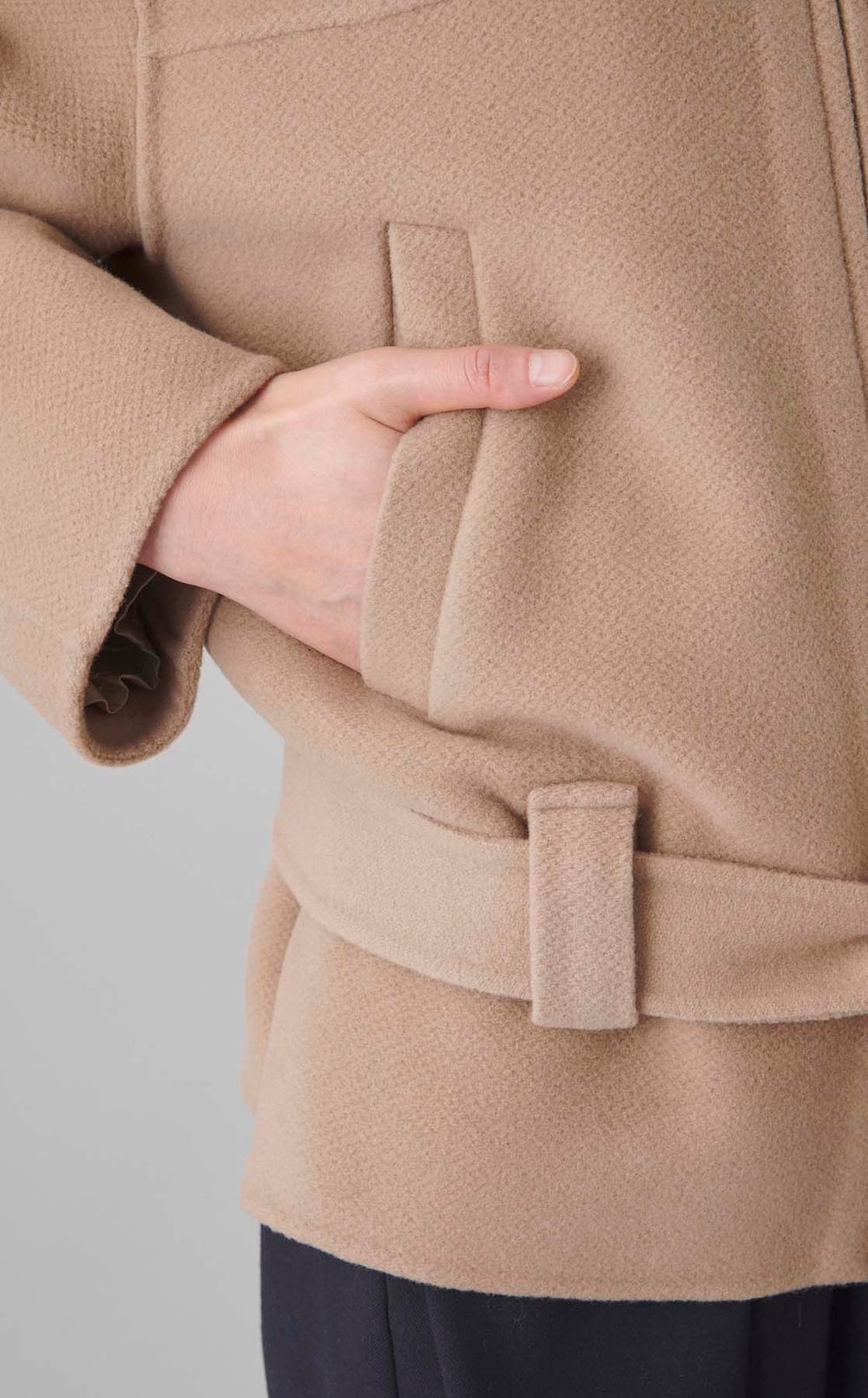 ウエストベルトクロップドコート