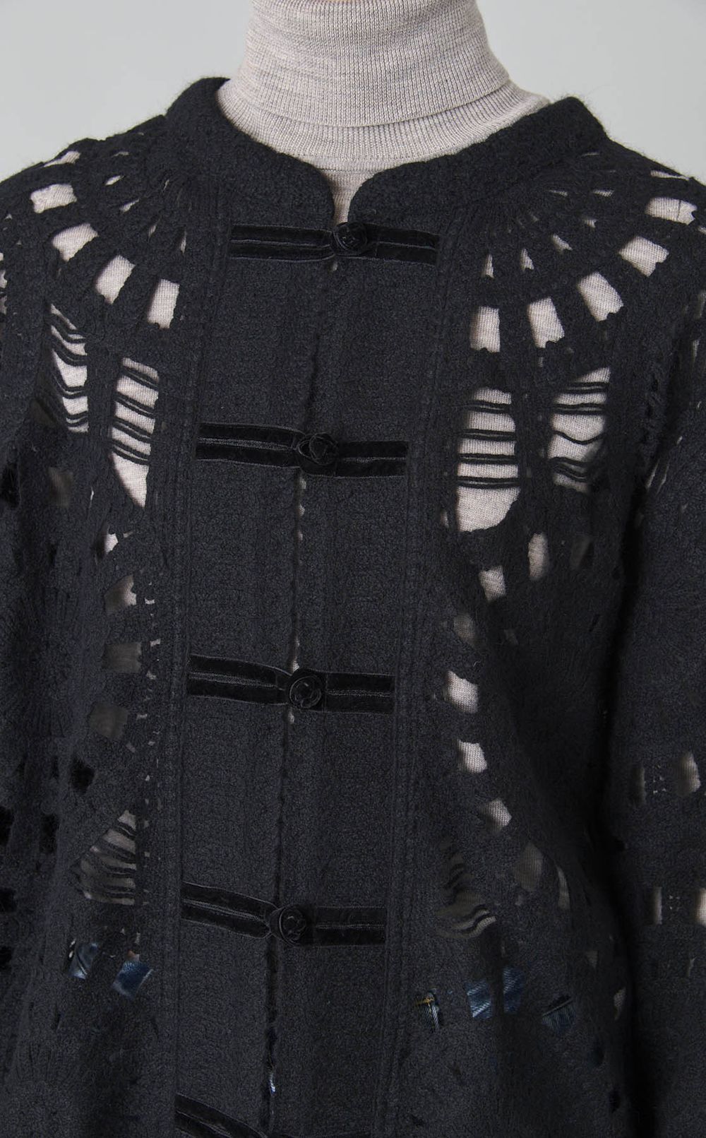 エンブロイダリーニットジャケット