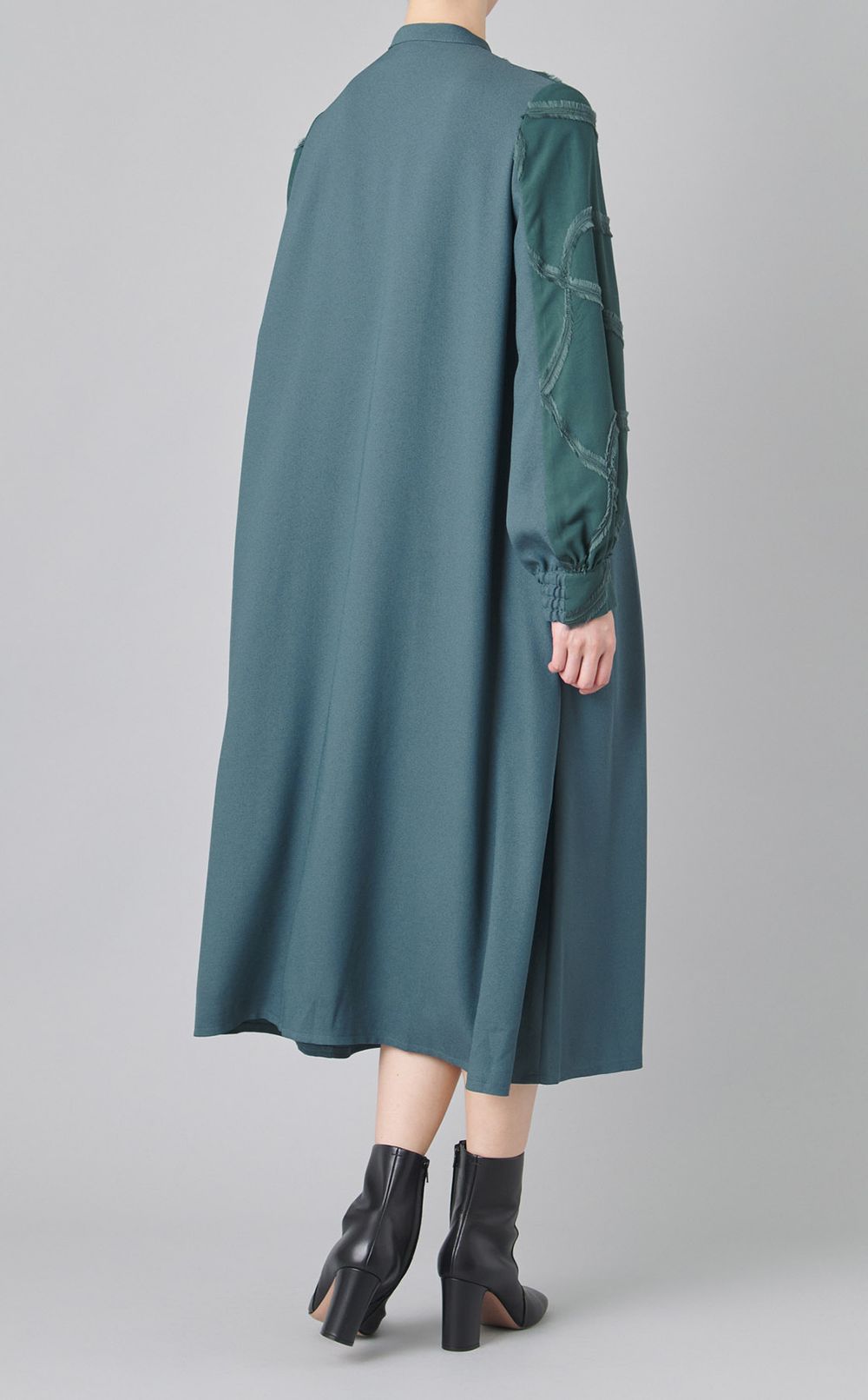 クロスタックシャツワンピース