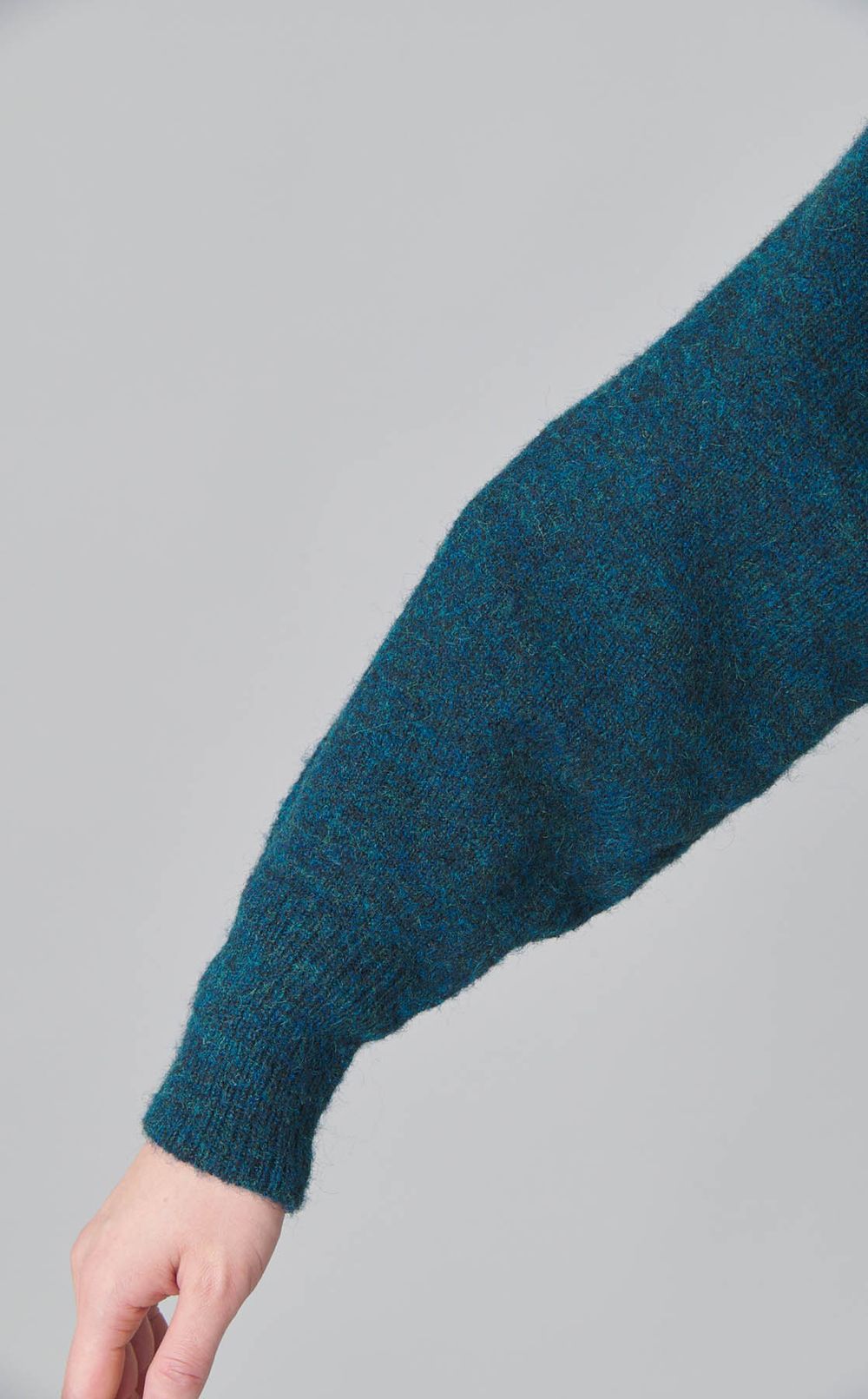 メランジミックスニットプルオーバー