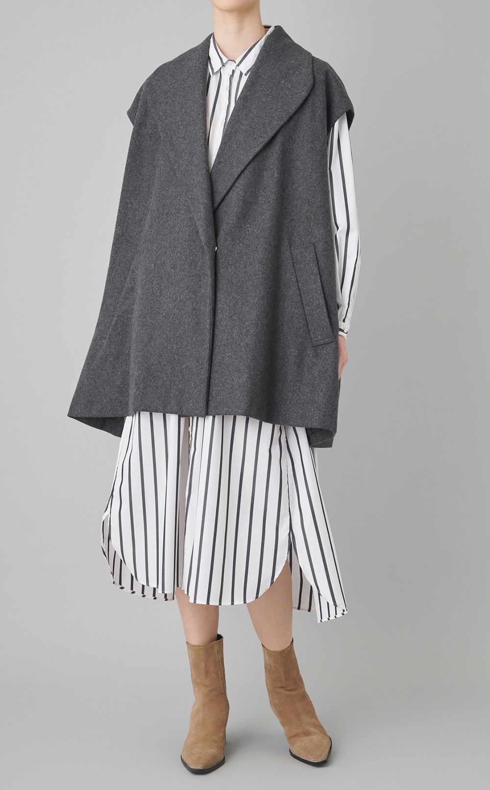 バックタックシャツワンピース