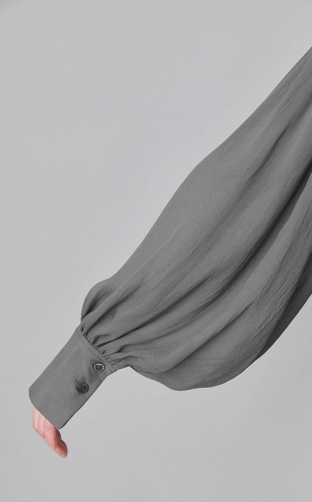 シフォンフリルボウタイブラウス