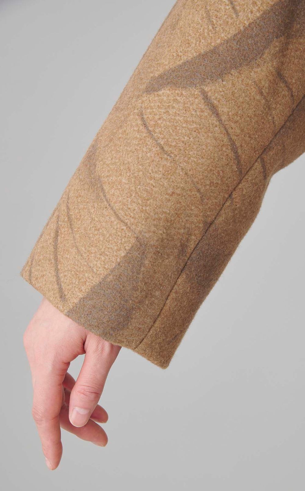 プリントウールロングコート