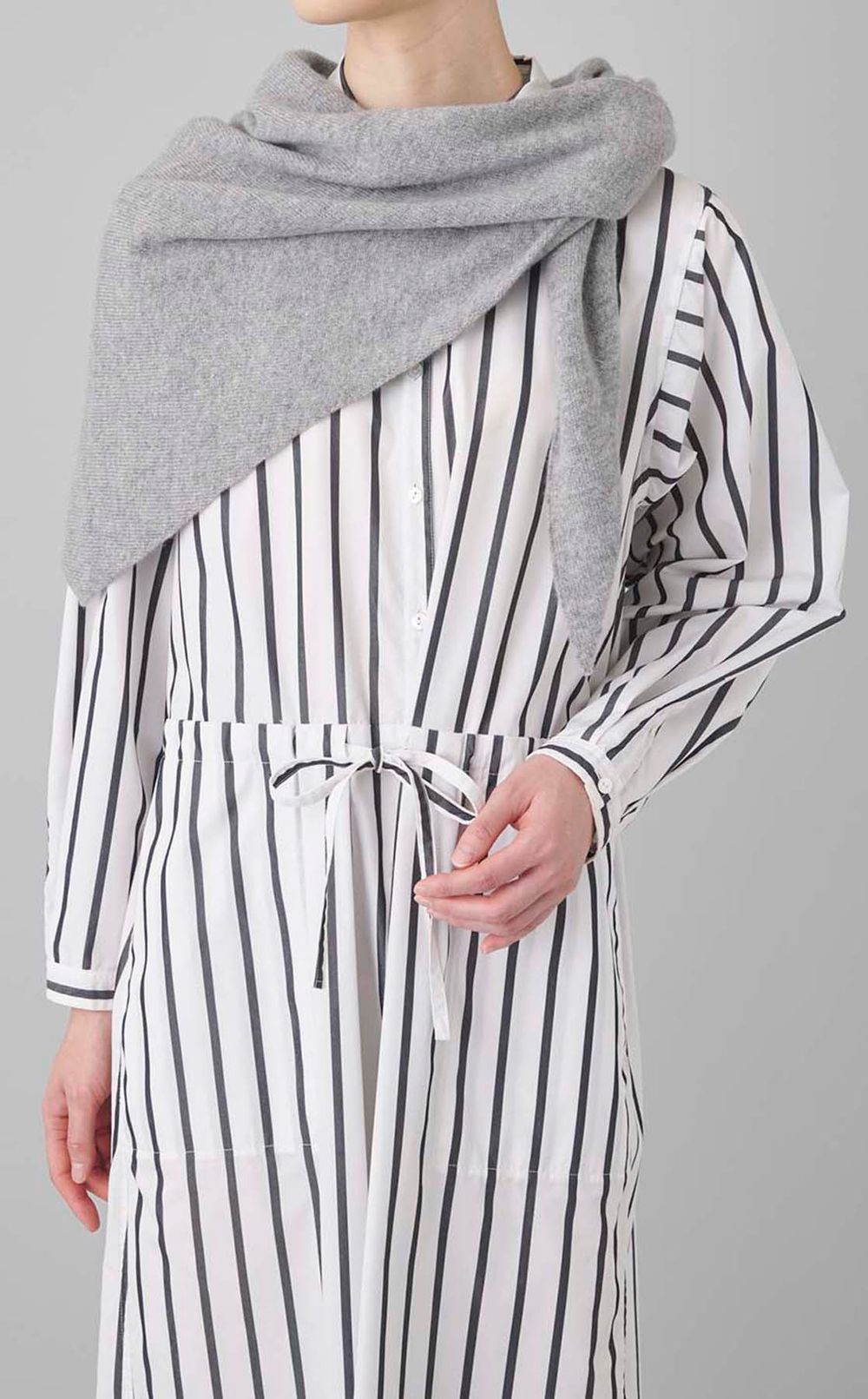 トライアングルカシミヤニットストール