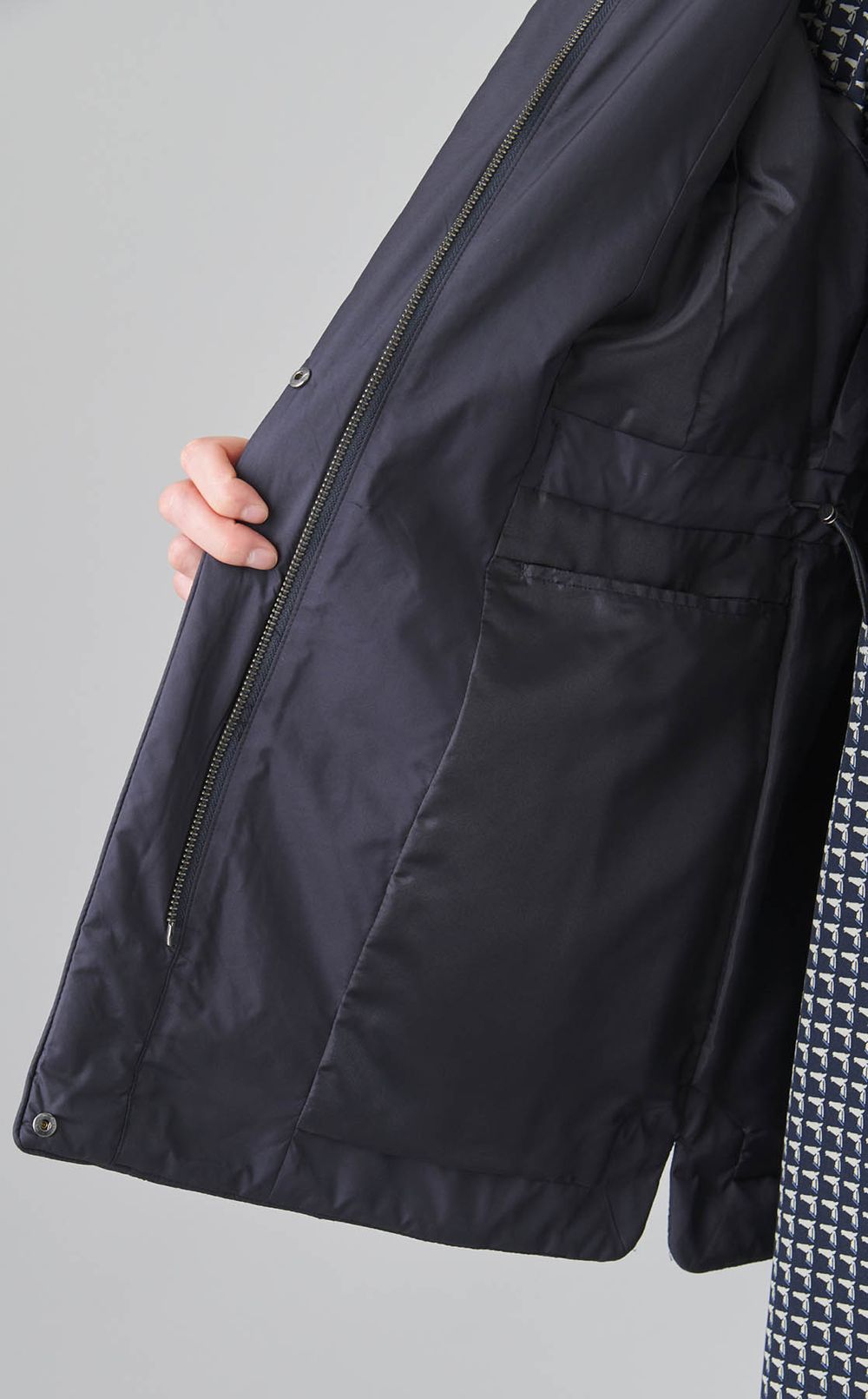 キルティングミディアムフーディコート