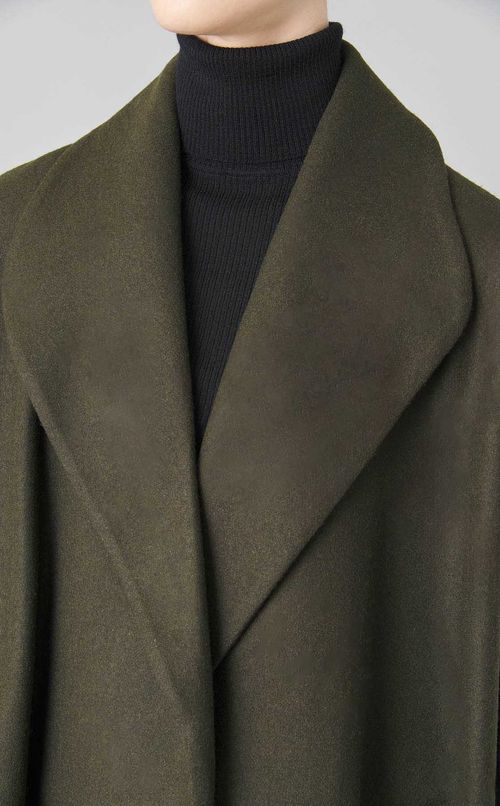 オーバーサイズスリーブレスコート