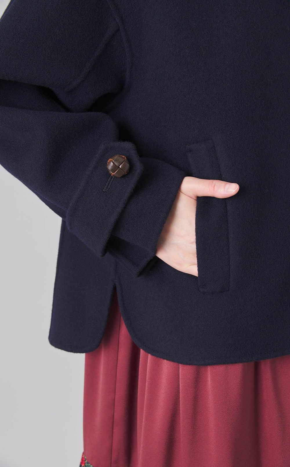 リバー仕立てショートコート