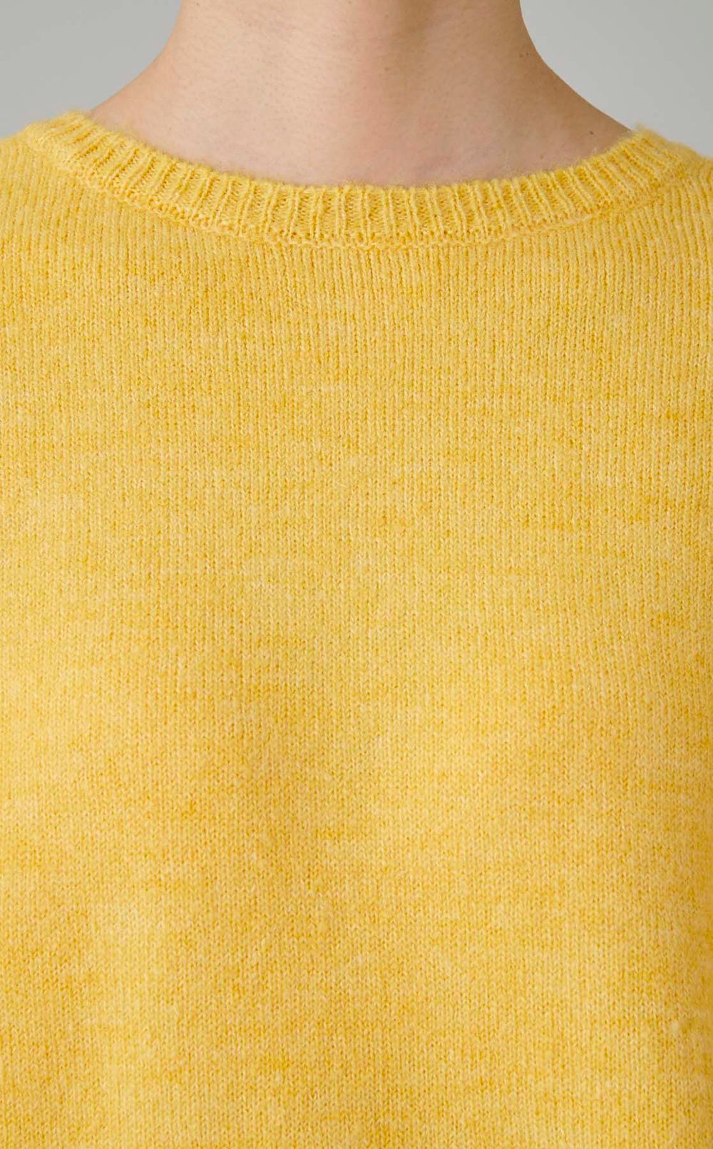 メランジミックスニットプルオーバー