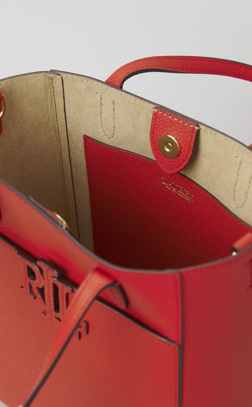 ショルダーベルト付きハンドバッグ