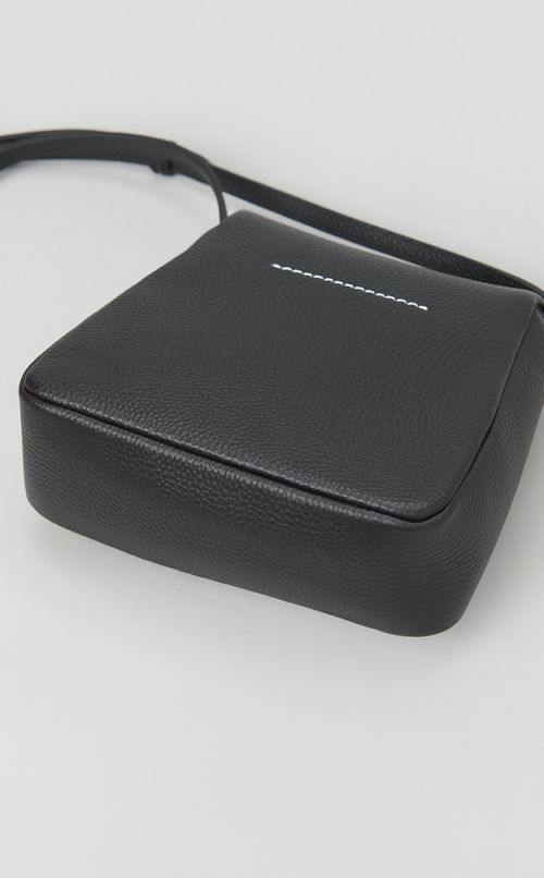 NUMERICクロスボディバック