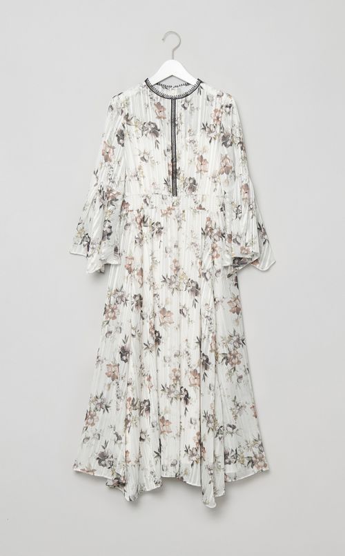 フラワープリントフレアワンピース