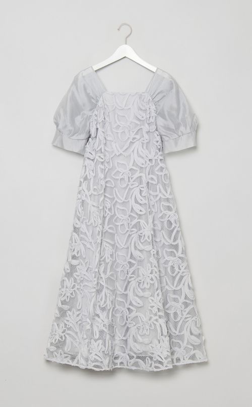 リリーエンブロイダリードレス