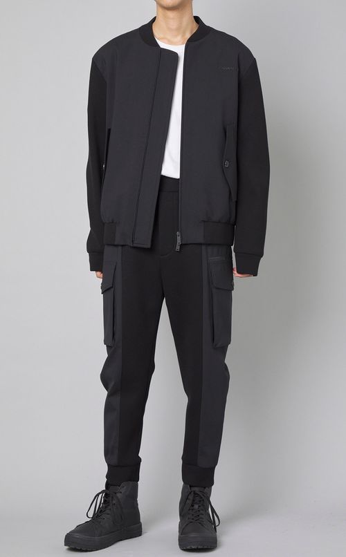 ストレッチウールボンバージャケット