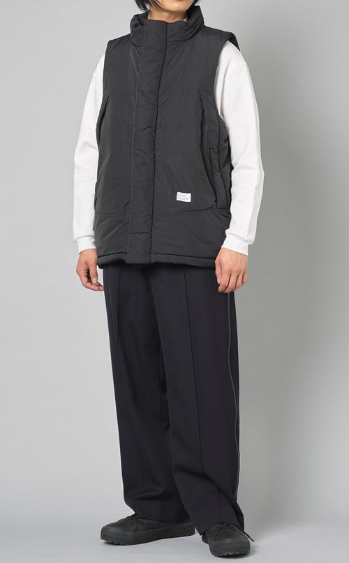 スタンドカラーパディングベスト