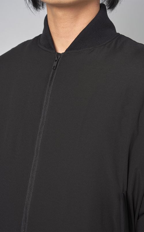 ポリエステル中綿ブルゾン