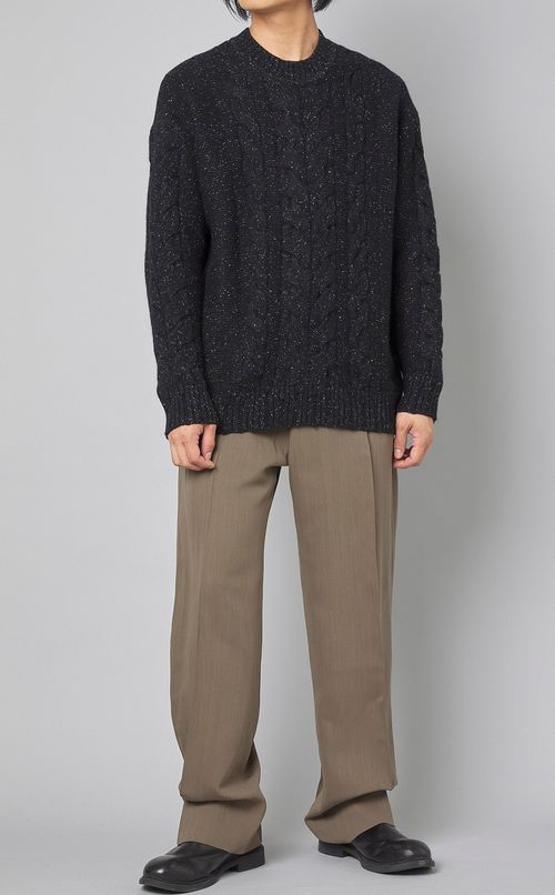 ケーブルニットプルオーバー