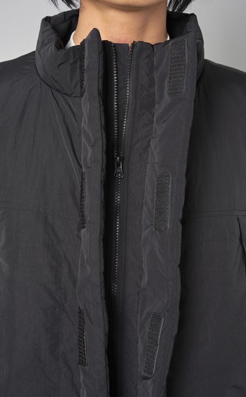 スタンドカラーパディングベスト