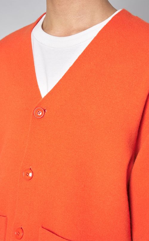 ラムウールVネックカーディガン