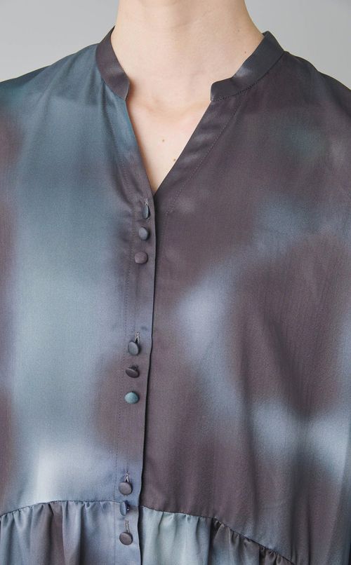 オーロラプリントギャザーワンピース