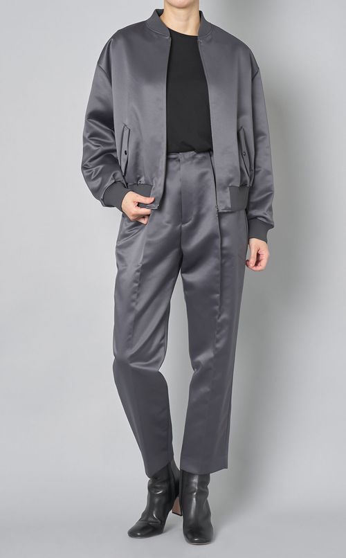 マットサテンショートジップブルゾン