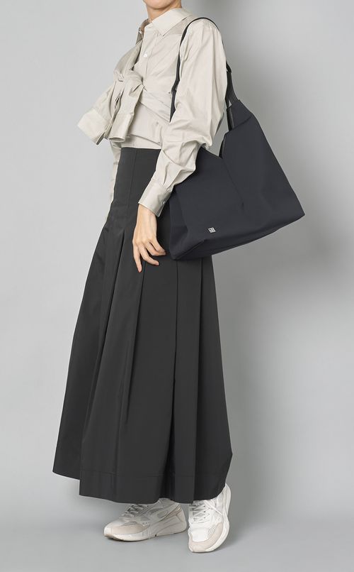 ツイルプリーツミディスカート