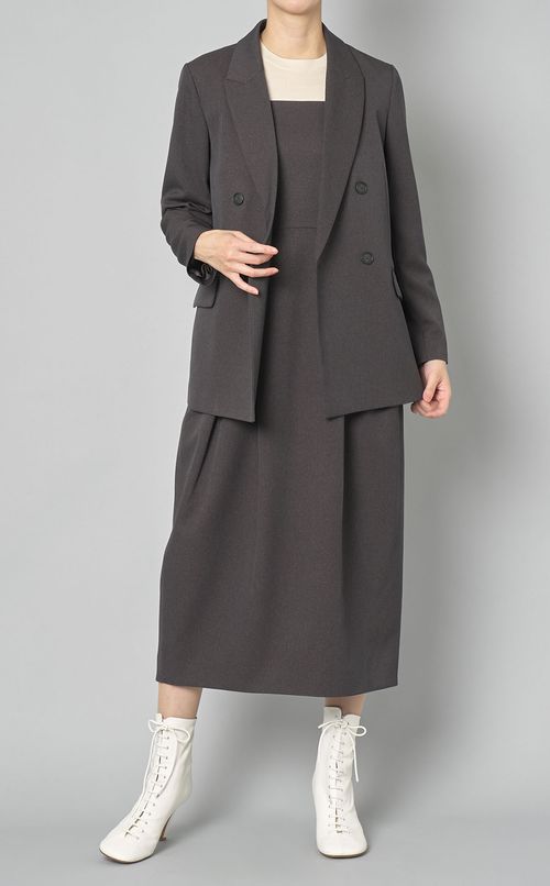 ピークドラペルダブルジャケット
