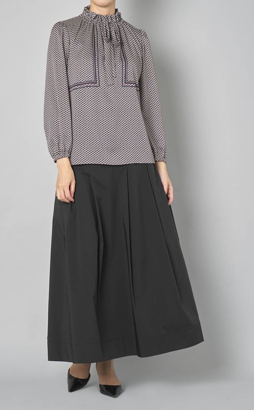 ツイルプリーツミディスカート