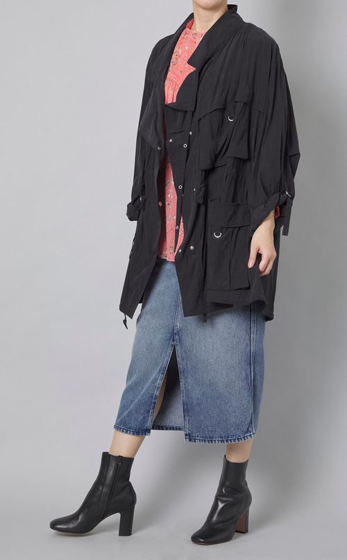 センタースリットロングデニムスカート