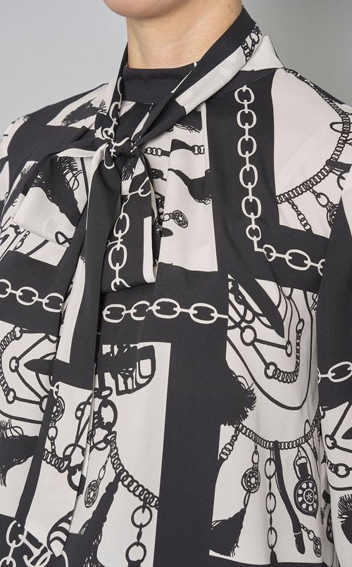 コントラストプリントブラウス